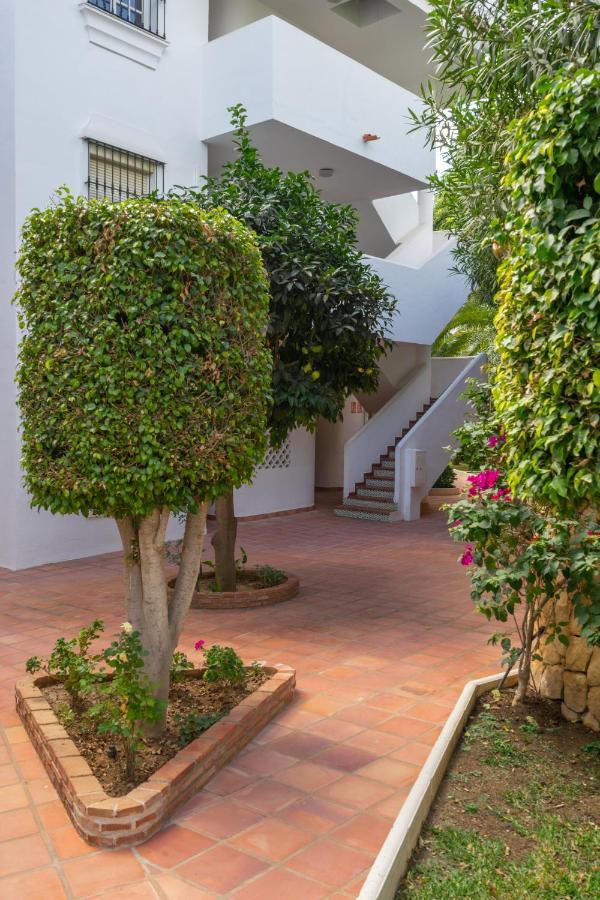 Stunning 3Br Flat Near Beach And Puerto Marina By Costarentals - Ref 150 Benalmádena Kültér fotó